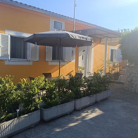 Holiday House Dalinda Drazice Ngoại thất bức ảnh