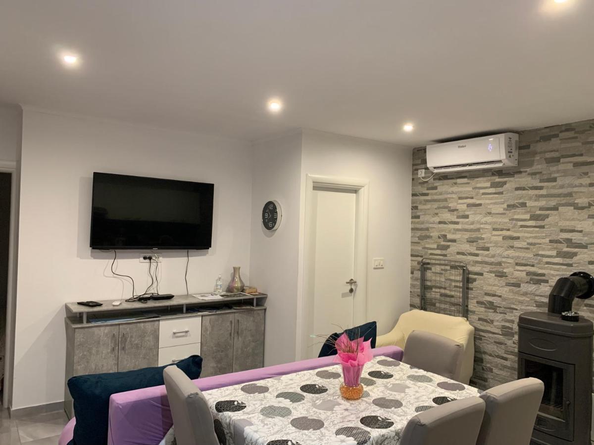 Holiday House Dalinda Drazice Ngoại thất bức ảnh